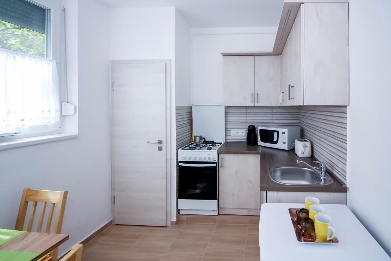 Апартаменты Helios Apartman Сегед Экстерьер фото