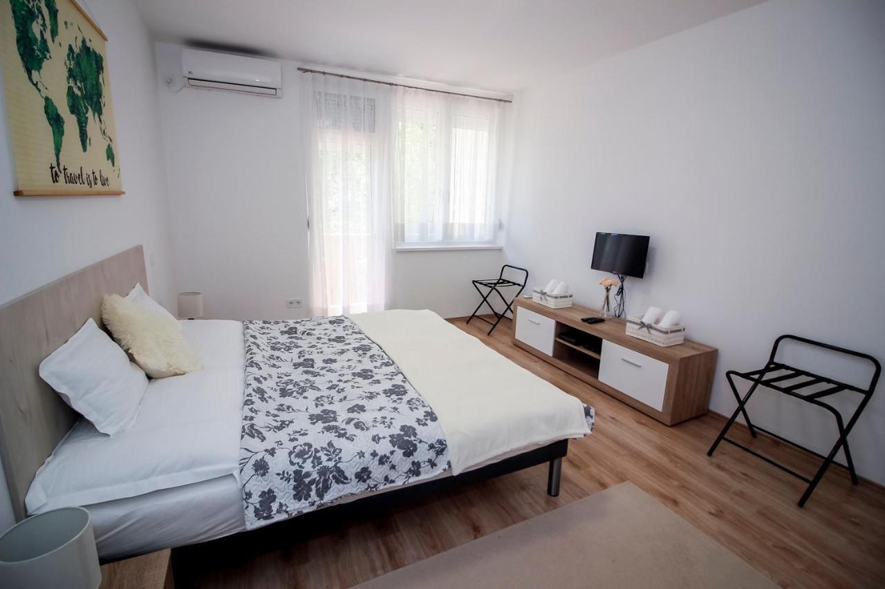 Апартаменты Helios Apartman Сегед Экстерьер фото